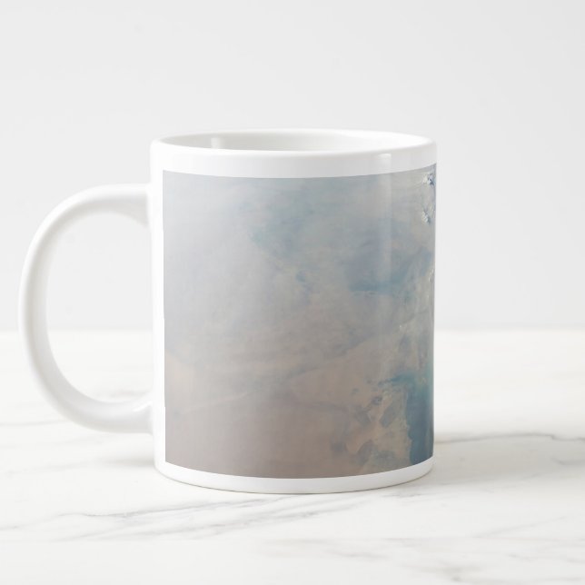 Tropisch blaue Gewässer des Persischen Golfs. 2 Jumbo-Tasse (Links)