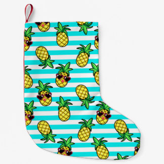 Tropische Ananas: Retro-Sonnenbrillen Muster. Kleiner Weihnachtsstrumpf