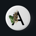 Tropische Blätter Imitate Gold Foil Letter A Monog Button<br><div class="desc">Tropische Blätter Imitate Gold Foil Letter A Monogram Button Button | Boho Monogramm-Taste mit tropischen Aquarellfarben-Blätter mit Imitaten Goldfolienakzent. Dieser tropische Knopf ist perfekt für den Sommer. Dieses Design ist in anderen Artikeln verfügbar.</div>