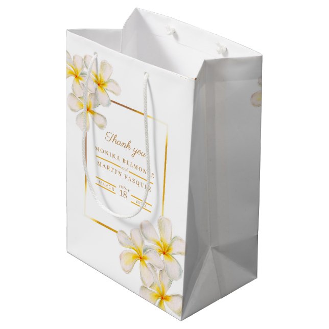 Tropische Blume Frangipani Hochzeit Mittlere Geschenktüte (Rückseite Schrägansicht)