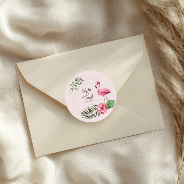 Tropische Blume und Flamingo-Hochzeit Runder Aufkleber (Black and Red Mexican Floral Fiesta Wedding Classic Round Sticker on an elegant wedding envelope.)