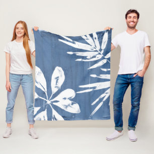 Tropische Indigo-Eindrücke - tropisches Grün Fleecedecke