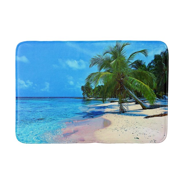 Tropische Insel mit Palmen und Sandy-Strand PO Badematte (Vorderseite)