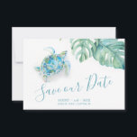 Tropische Meeresschildkröte Save the Date<br><div class="desc">Verkünden Sie Ihre Verlobung mit meiner preiswerten Hochzeitsfeier Save the Date Einladungen mit trendigen Schrift Typografie Schrift Typografie und meine ursprüngliche Aquarellmonstera Grün und tropische Meeresschildkröte in Blautönen, Türkis und Grün. Platz für Ihre Namen, Hochzeitstag und Hochzeitsort. Die Karten werden in eine solide, türkisfarbene Farbe umgetauscht. Ideal für tropische Karibik,...</div>