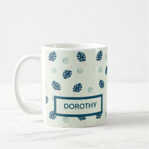 Tropische Monstera-Blätter Monogramm auf blau Kaffeetasse