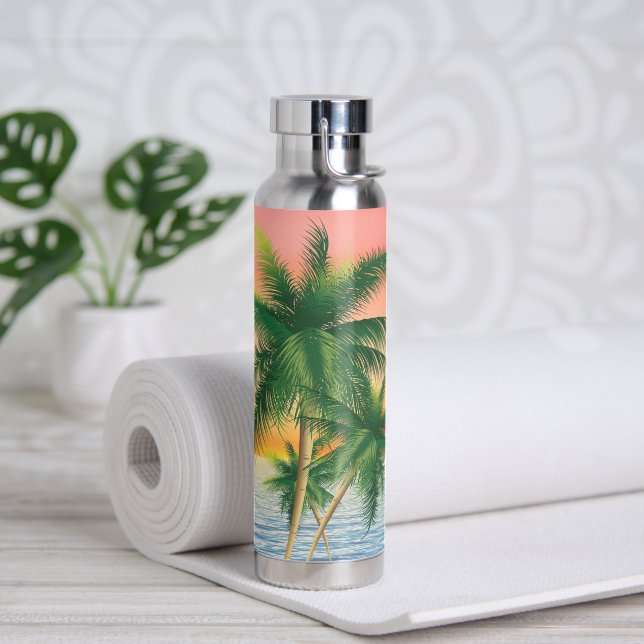 Tropische Palmen und Sonnenuntergänge Trinkflasche (Yoga)