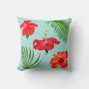 Tropische rote Hibiskusblüten und Palmwedel Wurf  Kissen