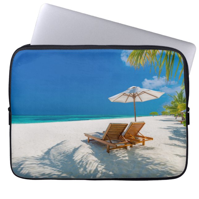 Tropische Strände | Lounge Chairs Beach, Bora Bora Laptopschutzhülle (Vorderseite)