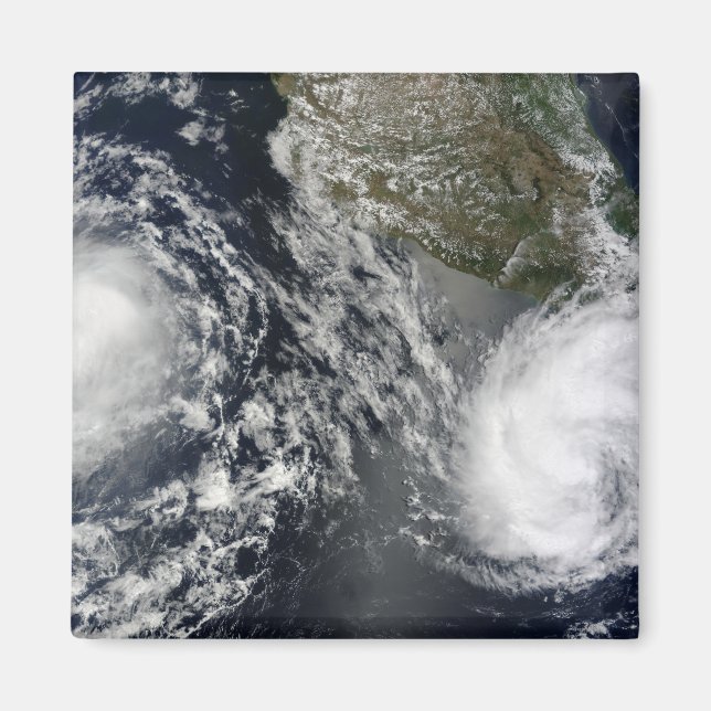 Tropische Stürme Blas und Celia Magnet (Vorne)