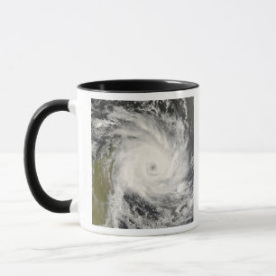 Tropischer Cyclone Ivan über Madagaskar Tasse