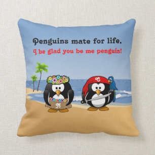 Tropischer Pinguin-Paare Hula Piraten-Insel-Strand Kissen