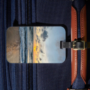 Tropischer Sandstrand Ozean das Abenteuer beginnt Gepäckanhänger