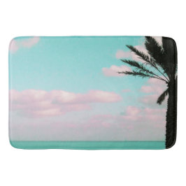 Tropischer Strand, Blick aufs Meer, rosa Wolken, P Badematte
