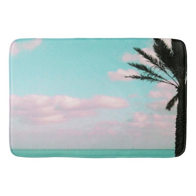 Tropischer Strand, Blick aufs Meer, rosa Wolken, P Badematte (Vorderseite)