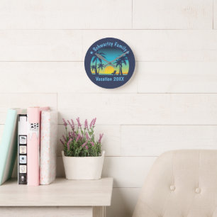 Tropischer Strand im Retro-Stil, Sommer-Sonnenunte Runde Wanduhr