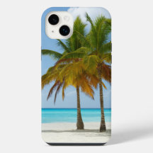 Tropischer Strand und Palmen