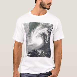 Tropischer Sturm Parma nähert sich China und Vietn T-Shirt