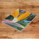 Tropischer Vogel im Paradies Blütenblume Fliese<br><div class="desc">Keramik Kachel,  die ein Foto der orangen Blume Blüte des tropischen Bird of Paradise Pflanze,  auch genannt Krane Blume. Ein schönes,  blumengeschmücktes Design! Wählen Sie Ihre Kachelgröße aus. Eine tolle Küche trivet!</div>