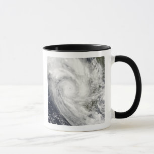 Tropischer Wirbelsturm Fanele über Madagaskar Tasse