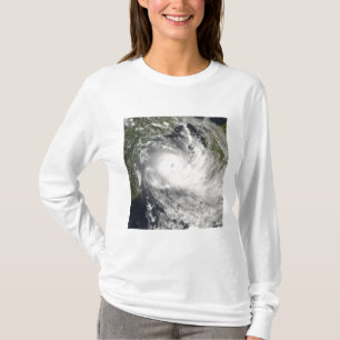 Tropischer Wirbelsturm Jokwe im Mosambik Channe T-Shirt
