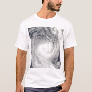 Tropischer Wirbelsturm Oli vor der Küste von T-Shirt