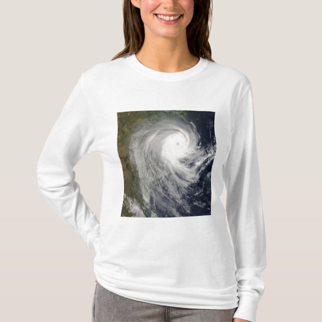 Tropischer Zyklon Favio über Mosambik T-Shirt (Vorderseite)