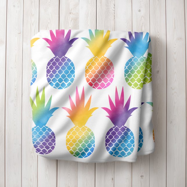 Tropisches Ananas-Regenbogen-Wasserfarbmuster Fleecedecke (Von Creator hochgeladen)