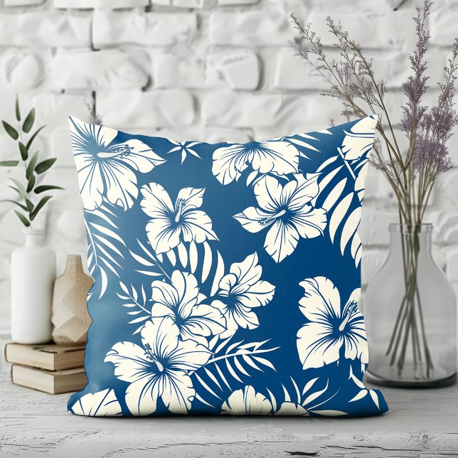 Tropisches Blau und Weiße Blumen Kissen (Von Creator hochgeladen)
