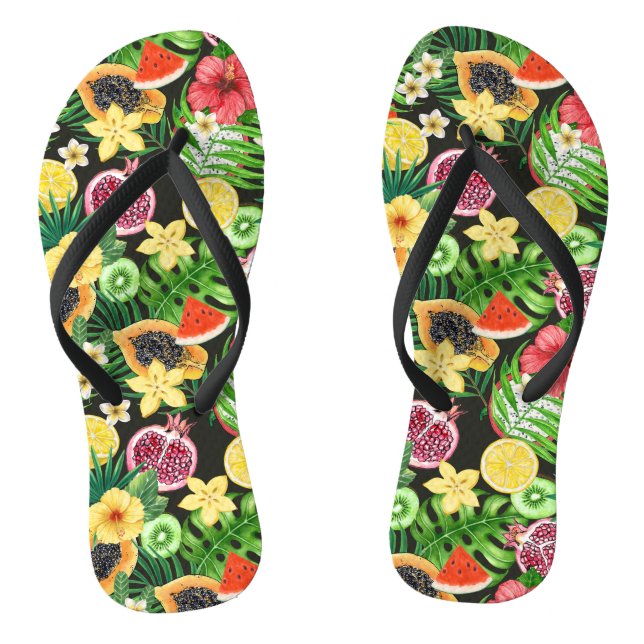 Tropisches Mischobst, Blume und Blätter auf schwar Flip Flops (Fußbett)