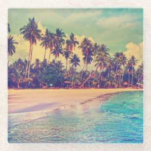 Tropisches Paradies: Meer, Hotel, Strand. Glasuntersetzer