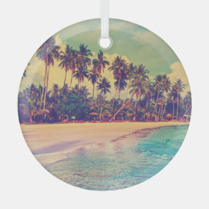 Tropisches Paradies: Meer, Hotel, Strand. Ornament Aus Glas