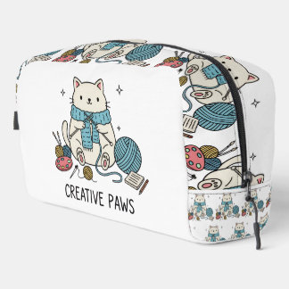 Trousse De Toilette Artistic White Kitten Knitting Accessories Design