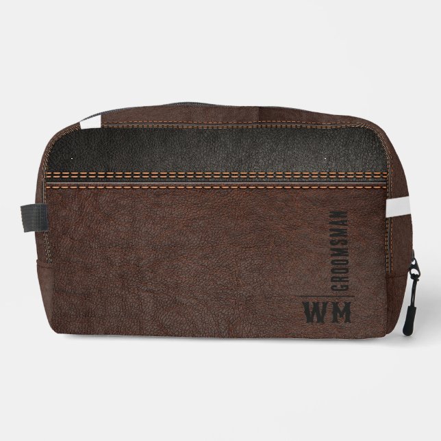 Trousse De Toilette Brown Faux en cuir Monogramme Groomsman Cadeau (Recto)
