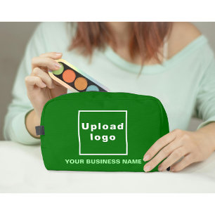 Trousse De Toilette Nom de l'entreprise et logo sur le kit Dopp vert