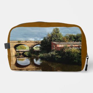 Trousse De Toilette On the way to Attercliffe