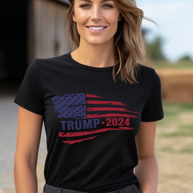 Trump 2024: American Flag Grunge T-Shirt (Von Creator hochgeladen)