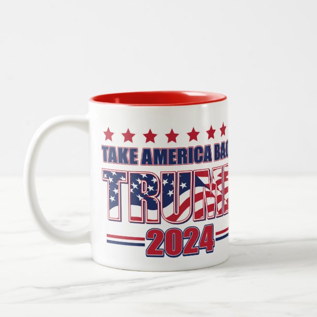Trump 2024: Amerika zurück Zweifarbige Tasse (Links)