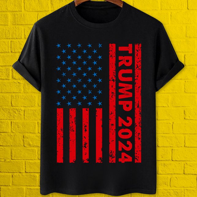 Trump 2024 amerikanische Flagge Pro anti Biden T-Shirt (Von Creator hochgeladen)