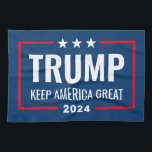Trump 2024 Behielt Amerika groß - blau rot Geschirrtuch<br><div class="desc">Ein Design, das Präsident Trumps Wiederwahlkampf unterstützt. Ein modernes und minimales Layout, das uns in einer Menschenmenge widerstehen wird. Der marineblaue Hintergrund kann bei diesem perfekten Design für Donald Trump geändert werden. Dieses klassische Design ist kühn und leicht zu lesen. Trump ist sehr groß und kann von weitem gesehen werden....</div>