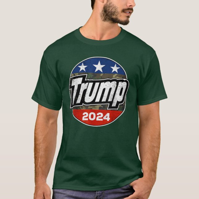 Trump 2024 für Präsident Retro Camouflage Button T-Shirt (Vorderseite)