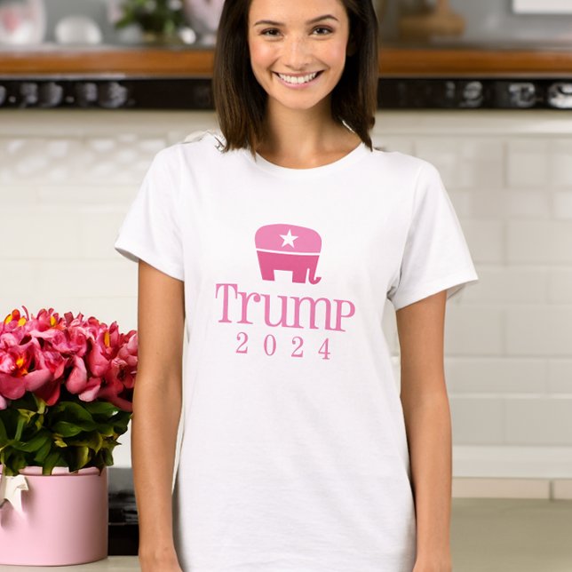 Trump 2024 Niedlicher rosa Elefant T-Shirt (trump 2024 shirts and gifts for women)