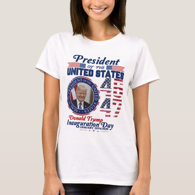 Trump 2024 Präsident 45 und 47 amerikanische Flagg T-Shirt (Vorderseite)