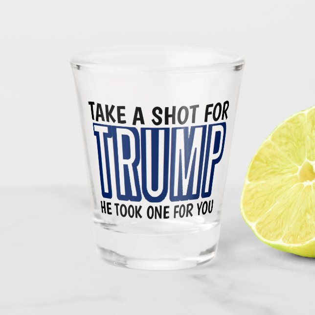 TRUMP 2024: SCHUHE FÜR TRUMP SHOT GLASS SCHNAPSGLAS (Vorderseite)