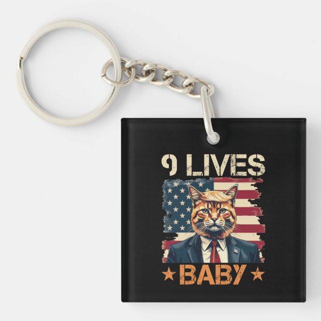 Trump 9 Lives Baby Schlüsselanhänger (Vorderseite)