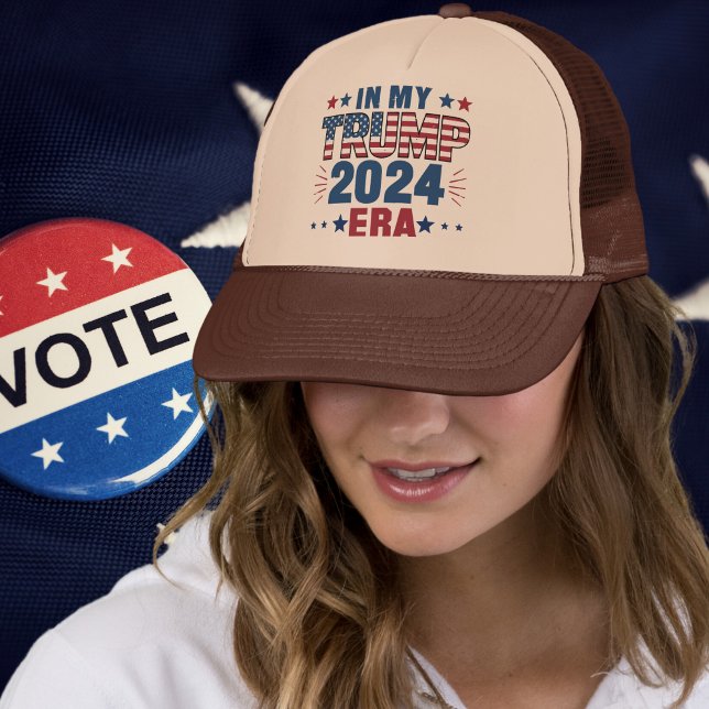 Trump Ära für Wahlen 2024 T Shirt Truckerkappe (I'm in my Trump Era Brown Trucker Hat)