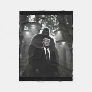 Trump Bigfoot UFO Außerirdische Begegnung Uap Inva Fleecedecke
