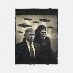 Trump Bigfoot UFO Außerirdische Begegnung Verschwö Fleecedecke