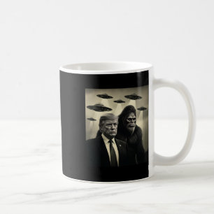 Trump Bigfoot UFO Außerirdische Begegnung Verschwö Kaffeetasse