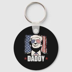 Trump Daddy 2025 Offizieller Trump Daddy Lustig 1  Schlüsselanhänger