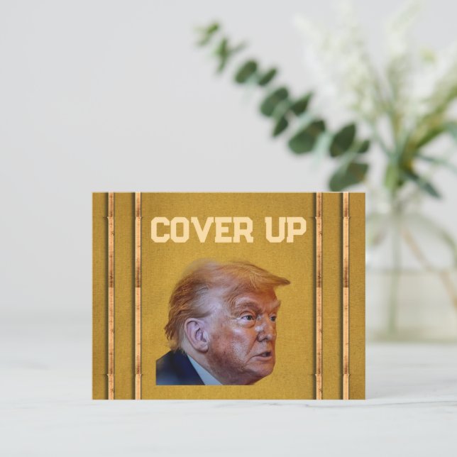 Trump deckt Postkarte auf (Stehend Vorderseite)